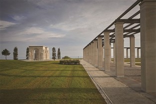 Battlefields to D-Day Landings GOLD
