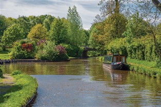 Steaming & Sailing through the Welsh Borders