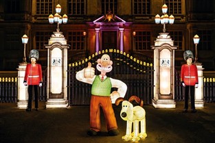 Longleat Estate, Safari and Christmas attractions 
