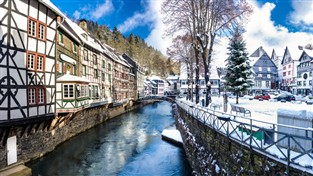 Christmas Markets in Monschau & Maastricht GOLD