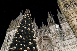 Christmas Markets in Medieval Amiens & Rouen GOLD