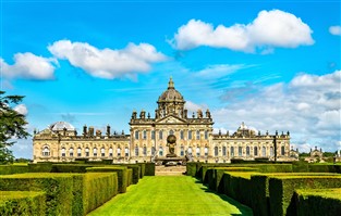 Christmas at Castle Howard GOLD