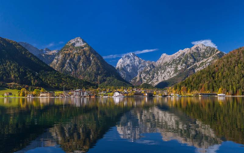 Christmas in the Austrian Tyrol GOLD