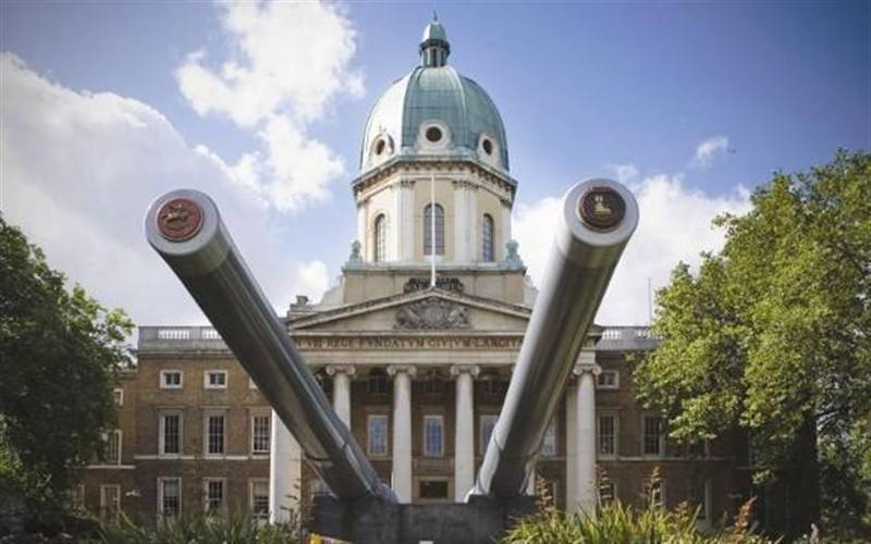 London - Imperial War Museum GOLD