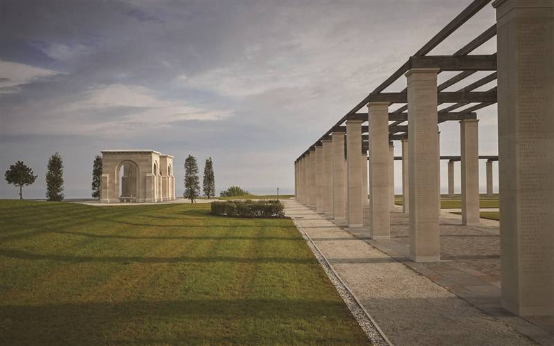 Battlefields to D-Day Landings GOLD