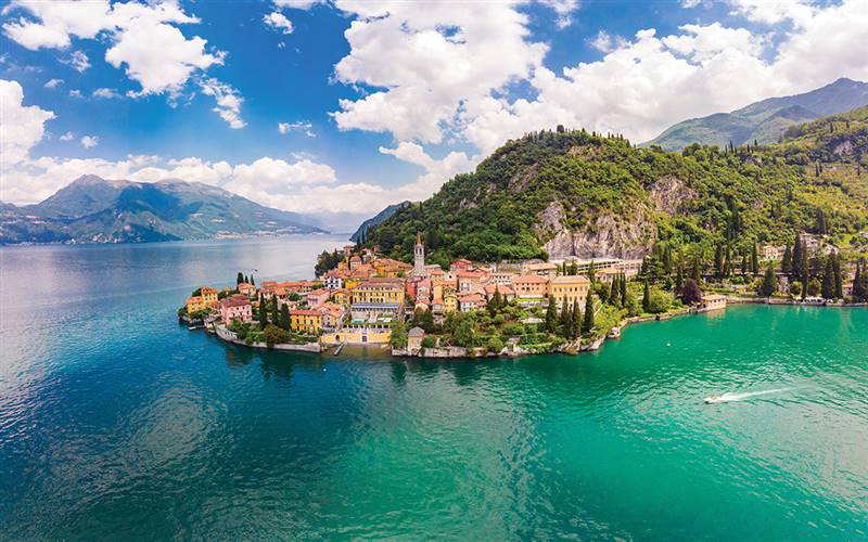 Beautiful Lake Como Italy GOLD
