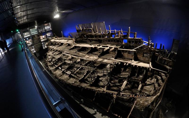 Portsmouth Dockyard all attractions inc Mary Rose