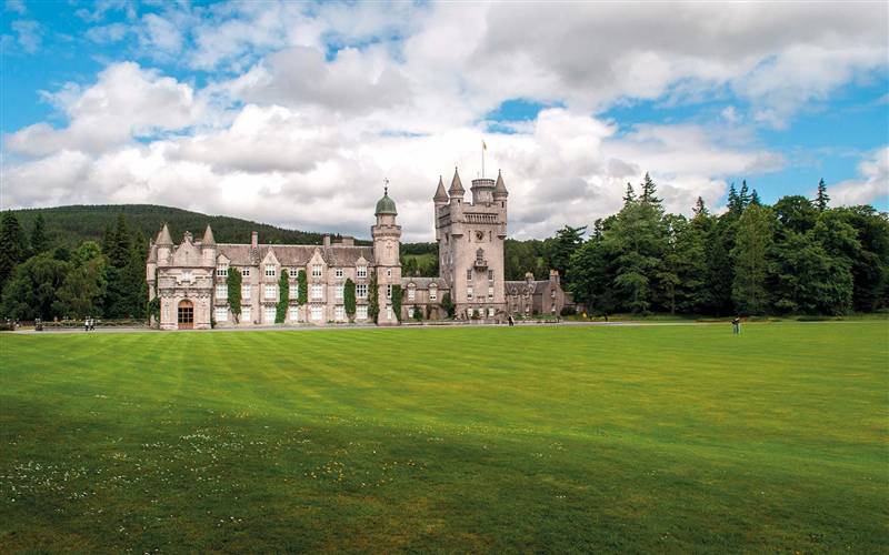 Royal Deesde, Perthshire & Balmoral Castle GOLD