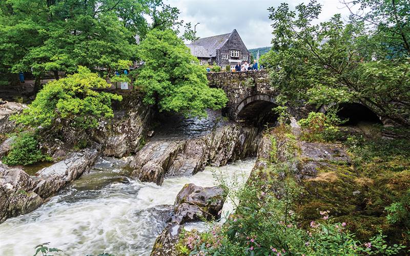 Scenic North Wales & Snowdonia
