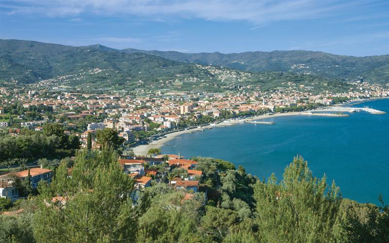 New Year on the Italian Riviera 'Drinks Inc' GOLD