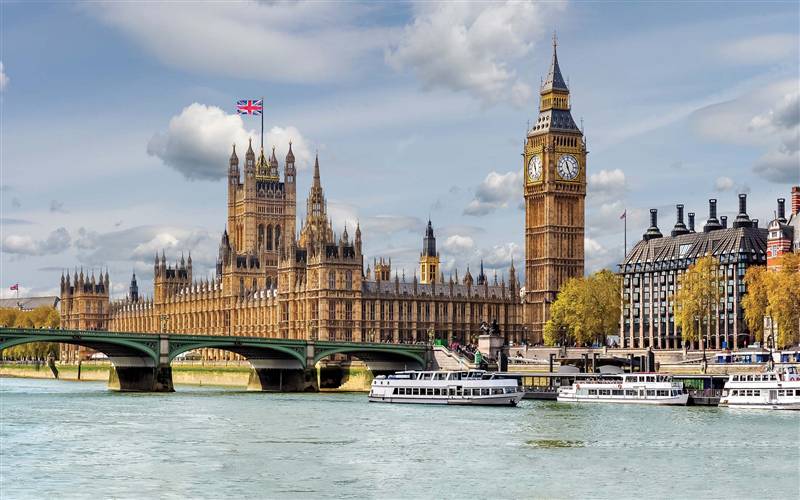 Surprising London GOLD