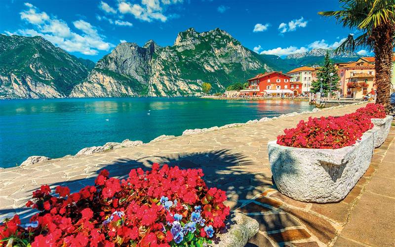 Italy's Beautiful Lake Garda GOLD
